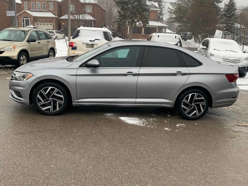 VW Jetta * Comfortline * CARFAX * БЕЗ ПЪРВОНАЧАЛНА ВНОСКА, снимка 2 - Автомобили и джипове - 53077449