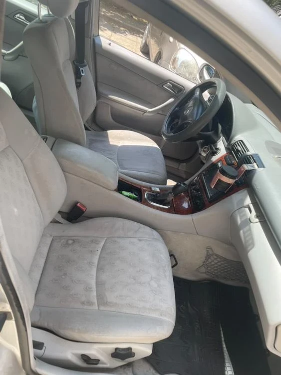 Mercedes-Benz C 220  - изображение 6