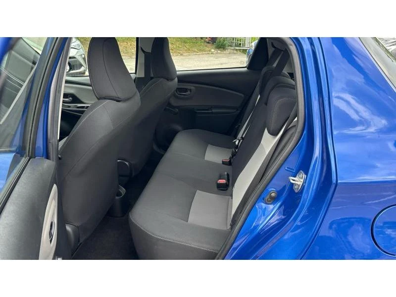 Toyota Yaris 5 DOORS 1.5 CVT LUNA, снимка 11 - Автомобили и джипове - 55033169