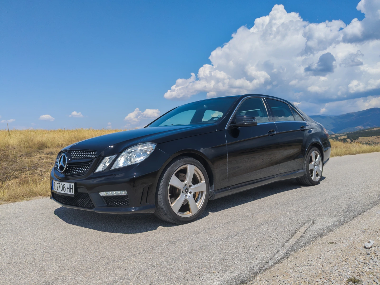 Mercedes-Benz E 350 AMG-4MATIC - изображение 3