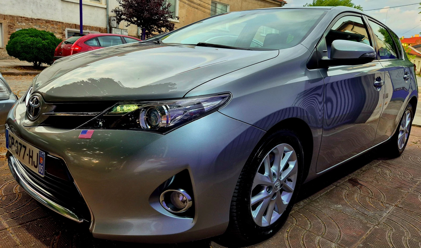 Toyota Auris 2.0d4d-EXCLUSIVE-нави-6скорости-japan - изображение 5