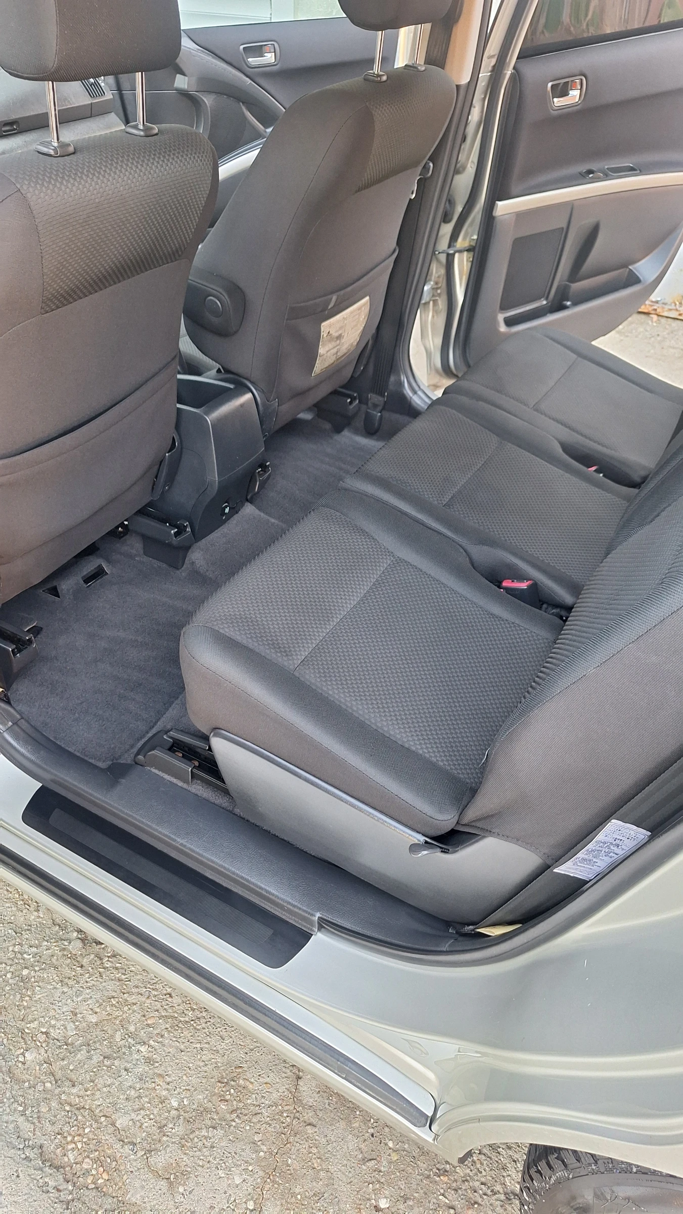 Toyota Corolla verso 2.2 136 к.с Италия - изображение 9