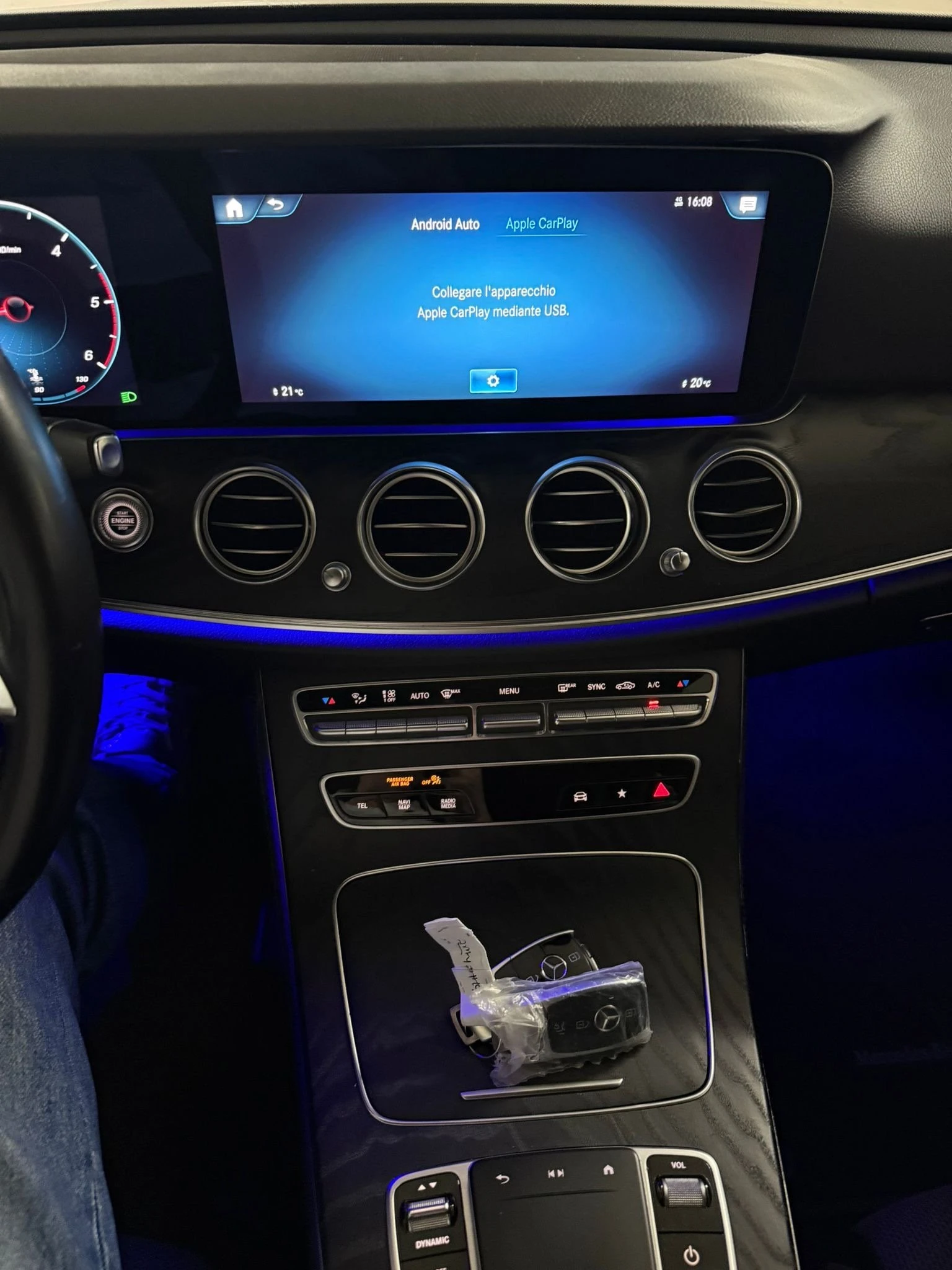 Mercedes-Benz E 220 Очакван внос  - изображение 9