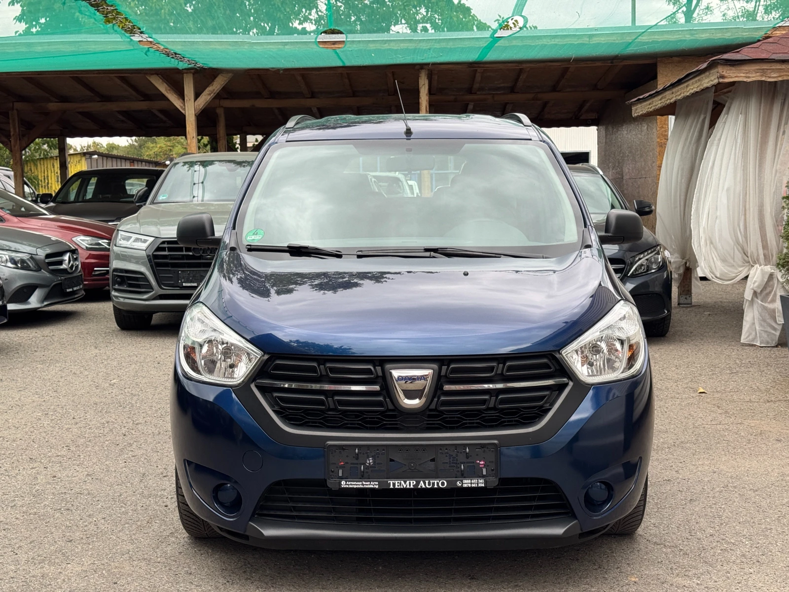 Dacia Lodgy 1.6i* 7местна* С ПЪЛНА ИСТОРИЯ В DACIA - изображение 2