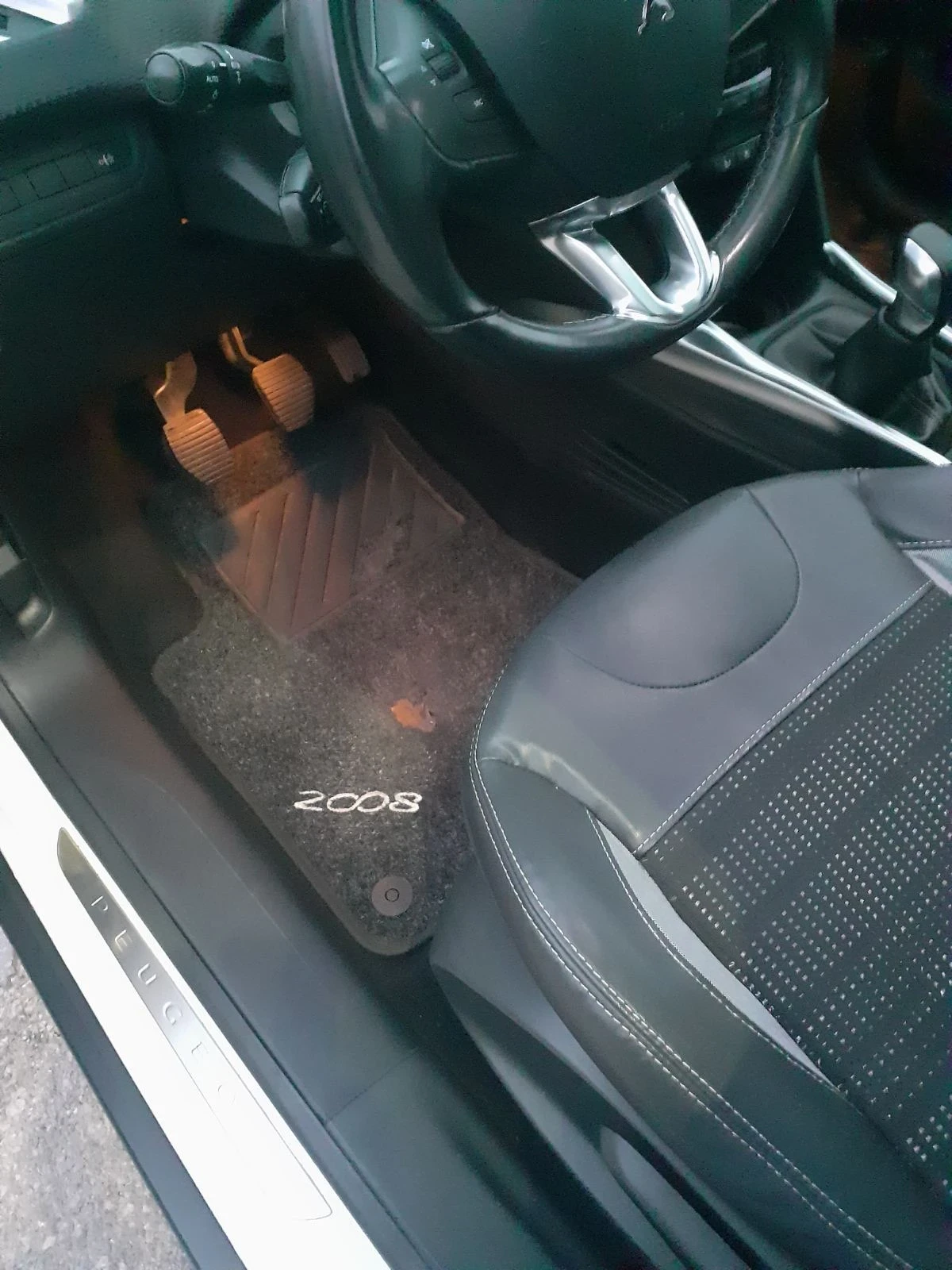 Peugeot 2008 1.2 ALLURE ! | Mobile.bg   5