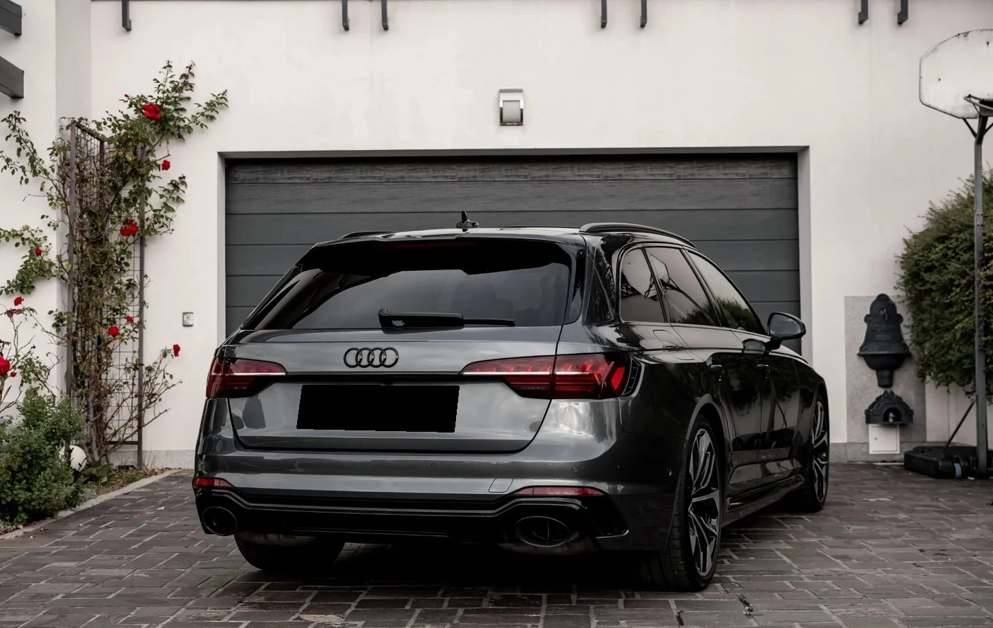 Audi Rs4 2, 9 Avant quattro - изображение 3