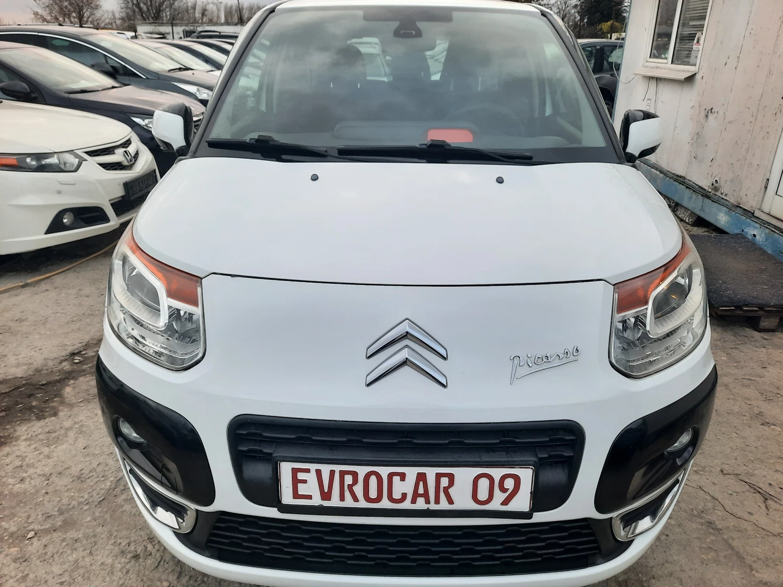 Citroen C3 Picasso 1.6i + LPG УНИКАТ !! - изображение 3