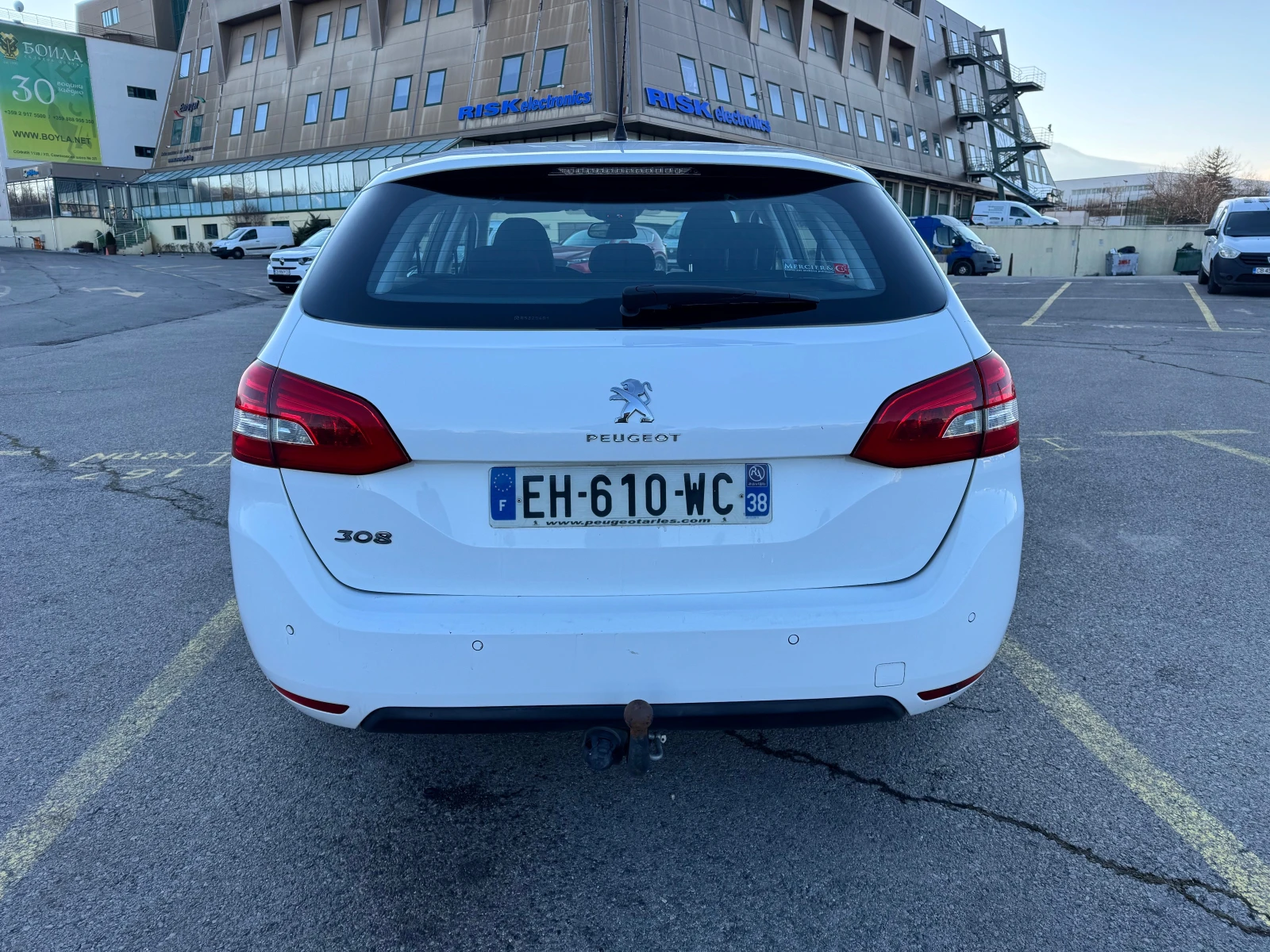 Peugeot 308 SW-1.6HDI-AUTOMATIC-NAVI-EURO6 - изображение 6