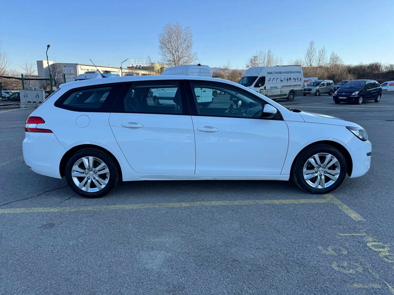 Peugeot 308 SW-1.6HDI-AUTOMATIC-NAVI-EURO6 - изображение 4