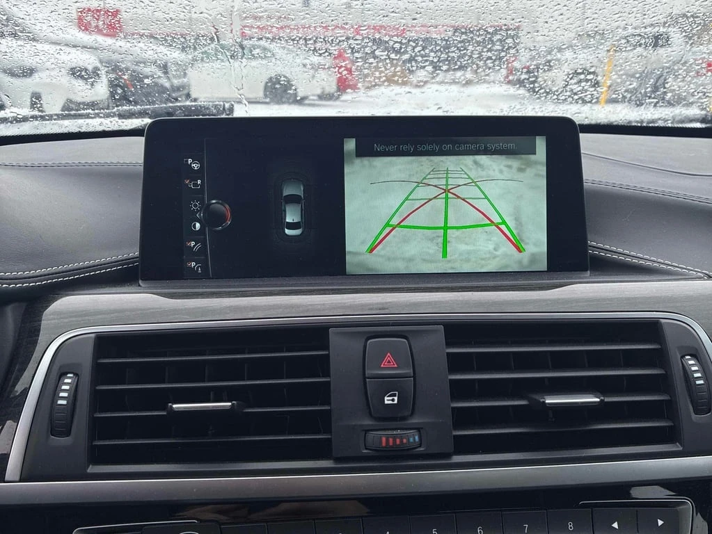 BMW 330 * 330e * CARFAX * ��� ������������ ������ | Mobile.bg � ����������� 11