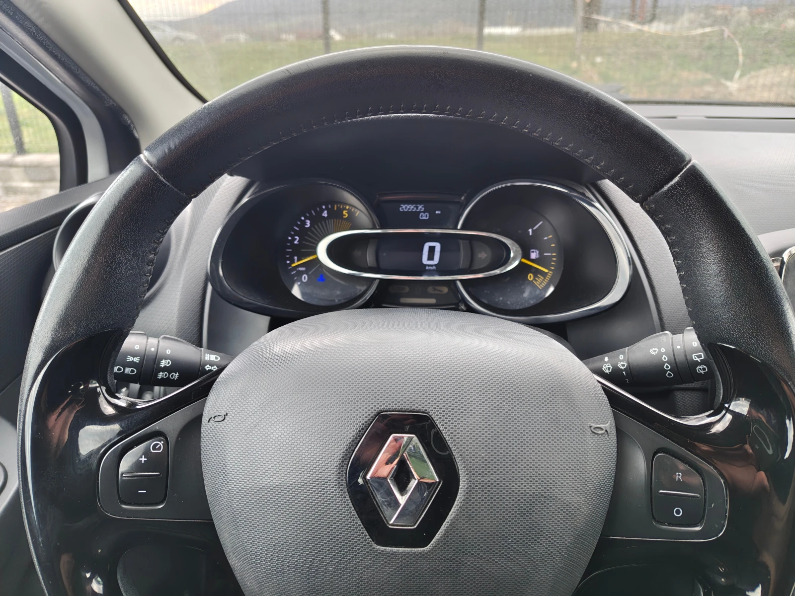 Renault Clio 1.5 DCI | Mobile.bg � ����������� 12