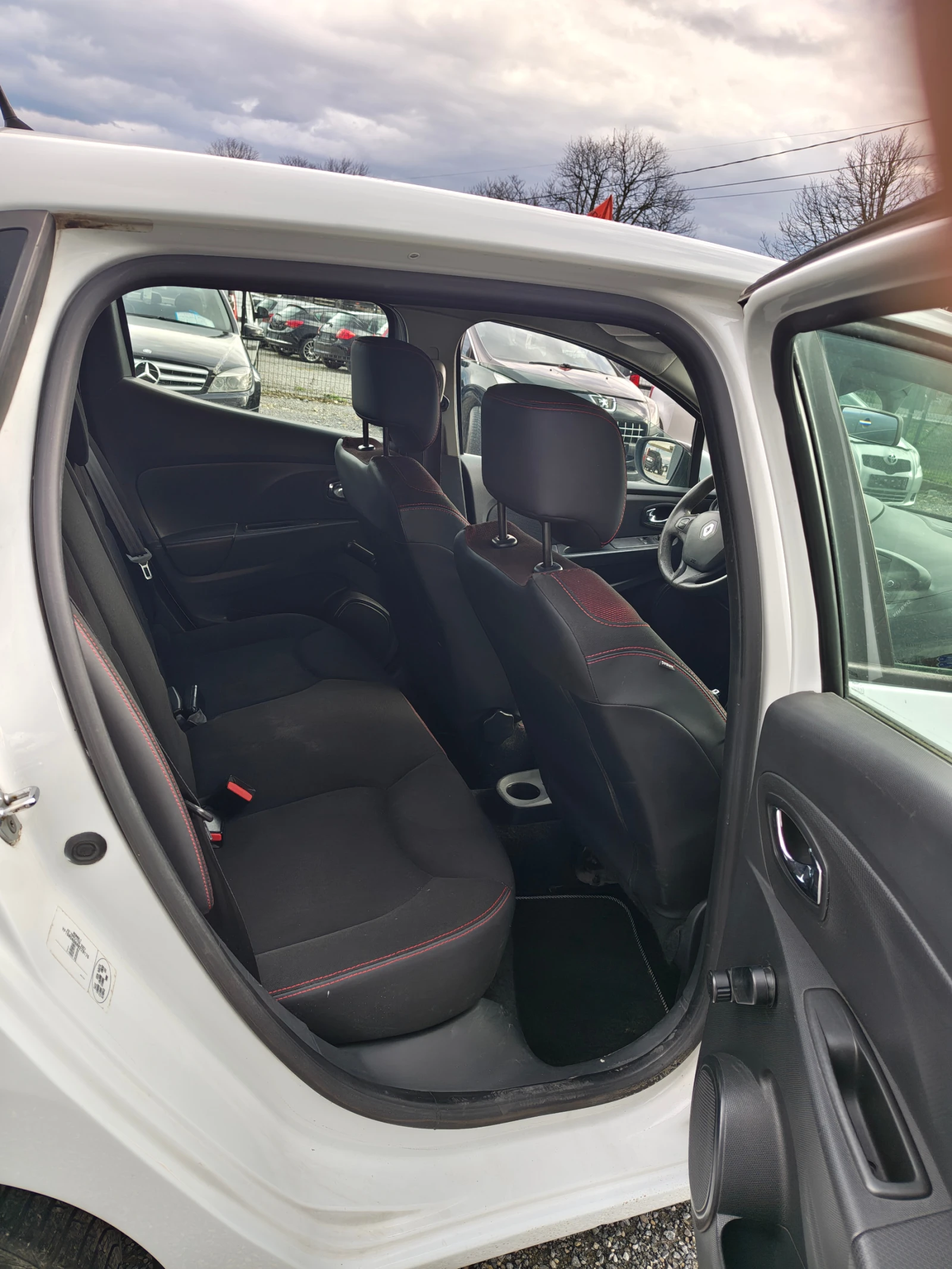Renault Clio 1.5 DCI | Mobile.bg � ����������� 11