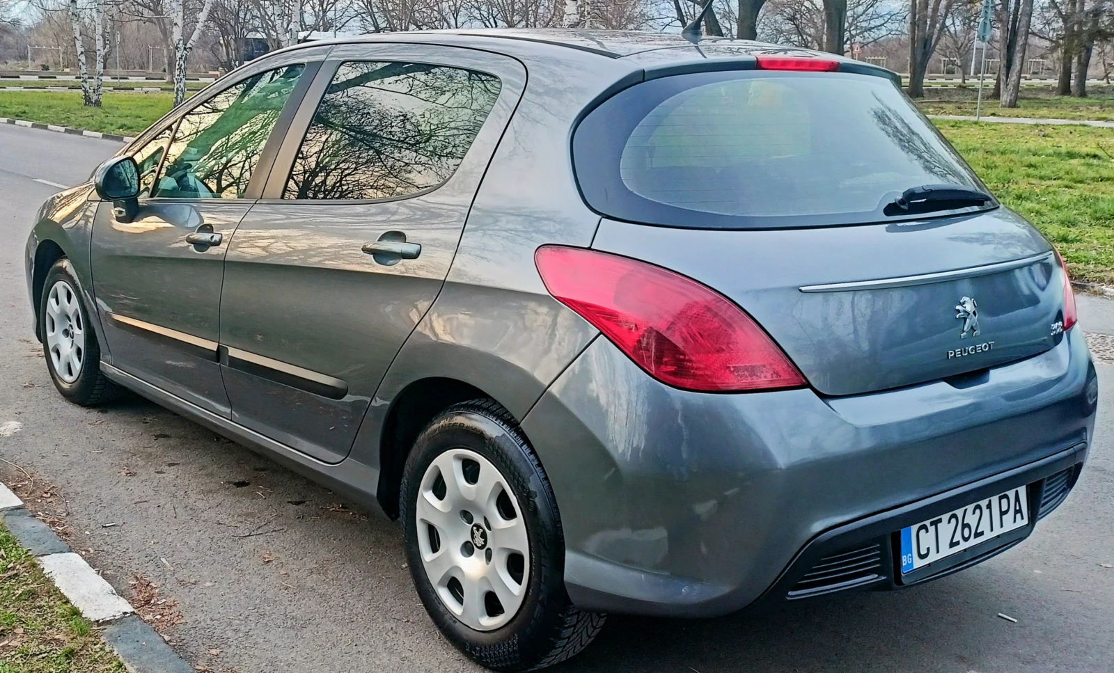 Peugeot 308 1.6 HDi (92 кс), снимка 5 - Автомобили и джипове - 53706897