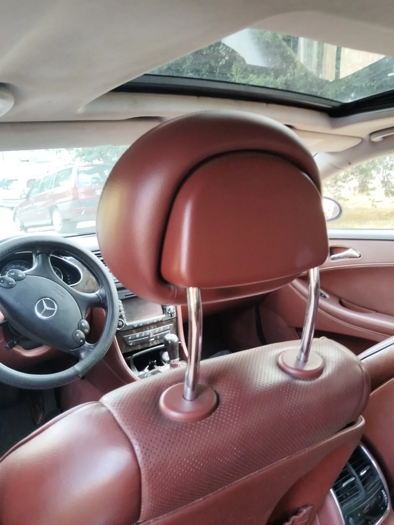 Mercedes-Benz CLS 500 AMG Sport Package с Двоен Стъклопакет, снимка 9 - Автомобили и джипове - 53845760