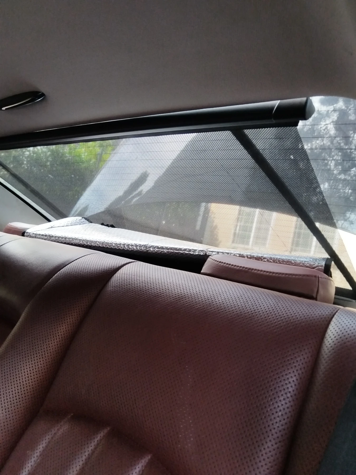 Mercedes-Benz CLS 500 AMG Sport Package с Двоен Стъклопакет, снимка 11 - Автомобили и джипове - 53845760