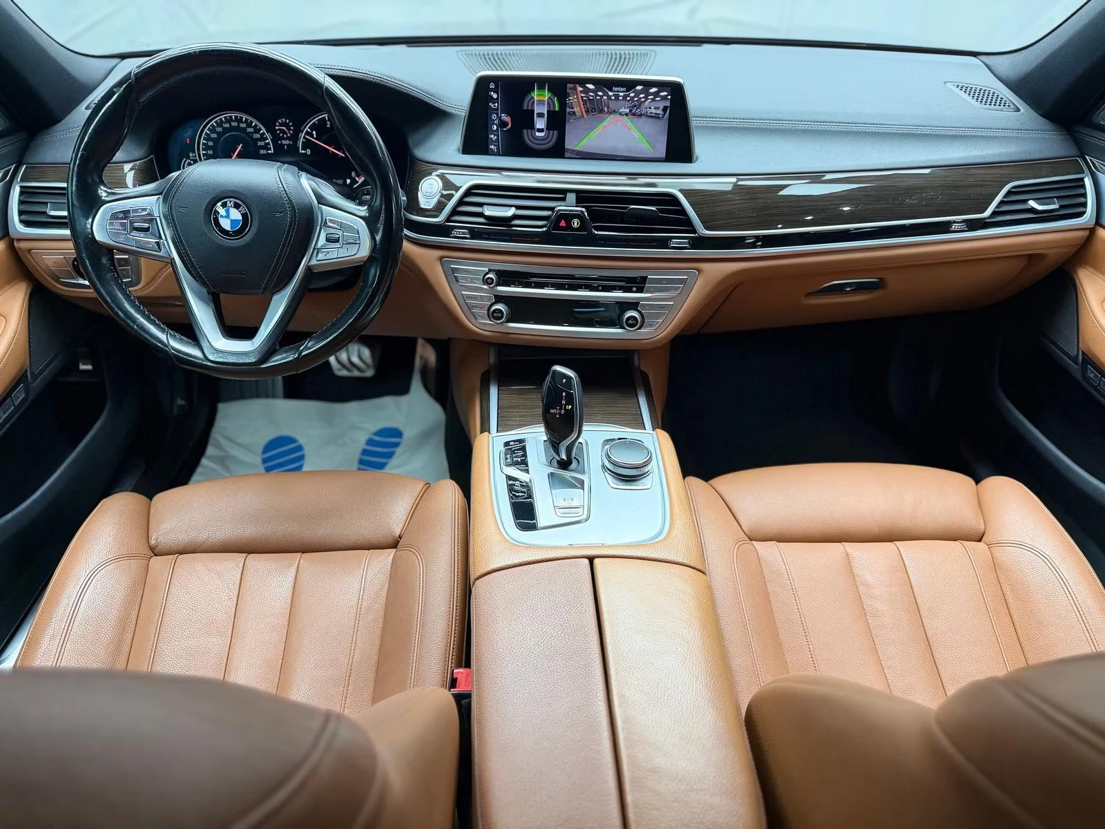 BMW 730 D/265HP/xDRIVE/LASERLIGHT/HUD/MASSAGE/CAM/LED/NAVI, снимка 14 - Автомобили и джипове - 54031825