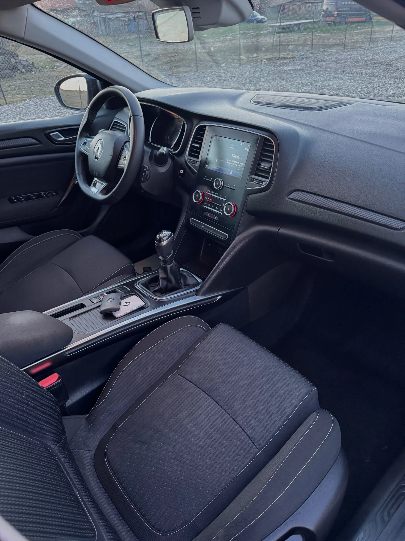 Renault Megane, снимка 7 - Автомобили и джипове - 54070057