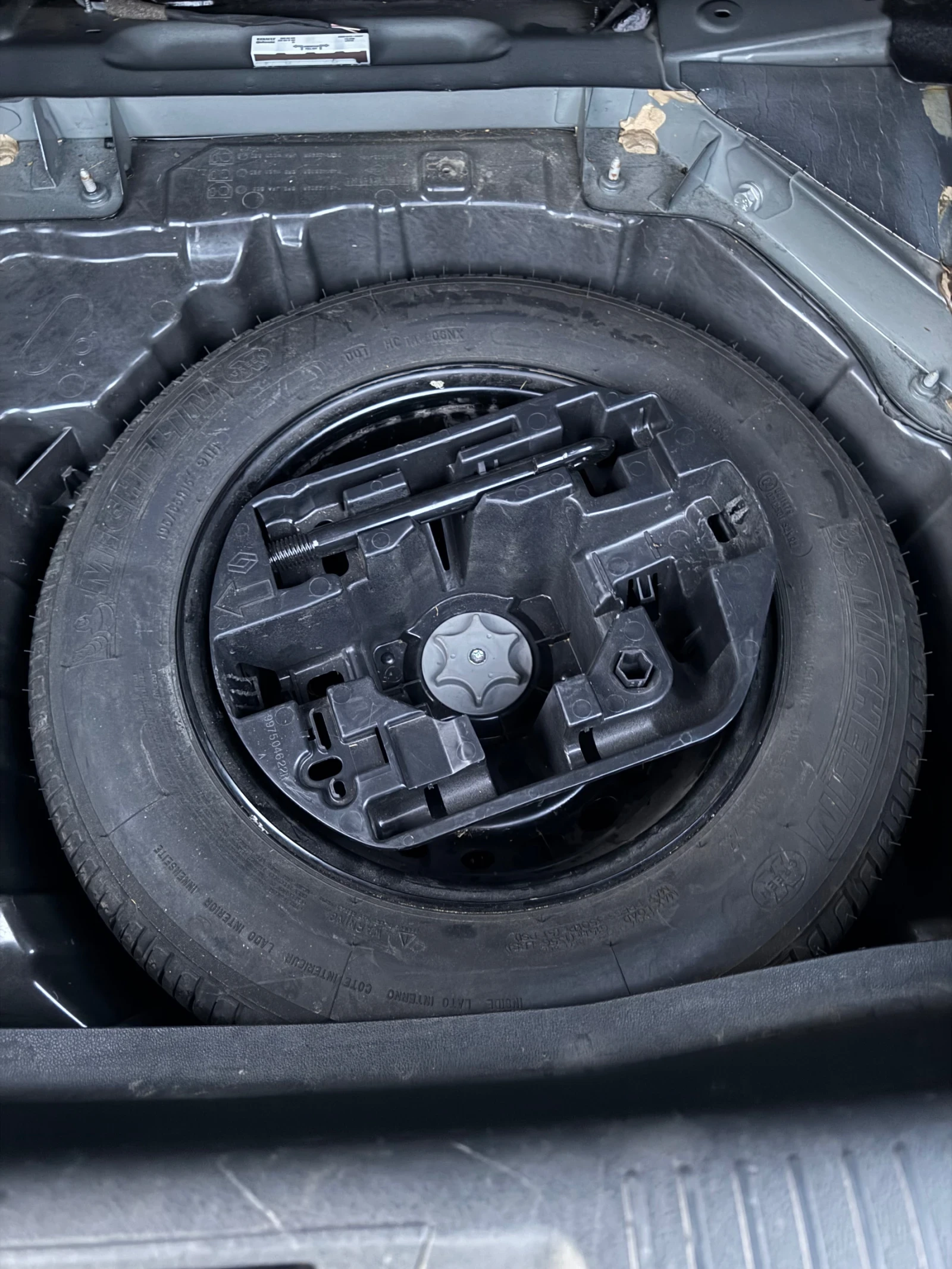 Renault Megane, снимка 14 - Автомобили и джипове - 54070057