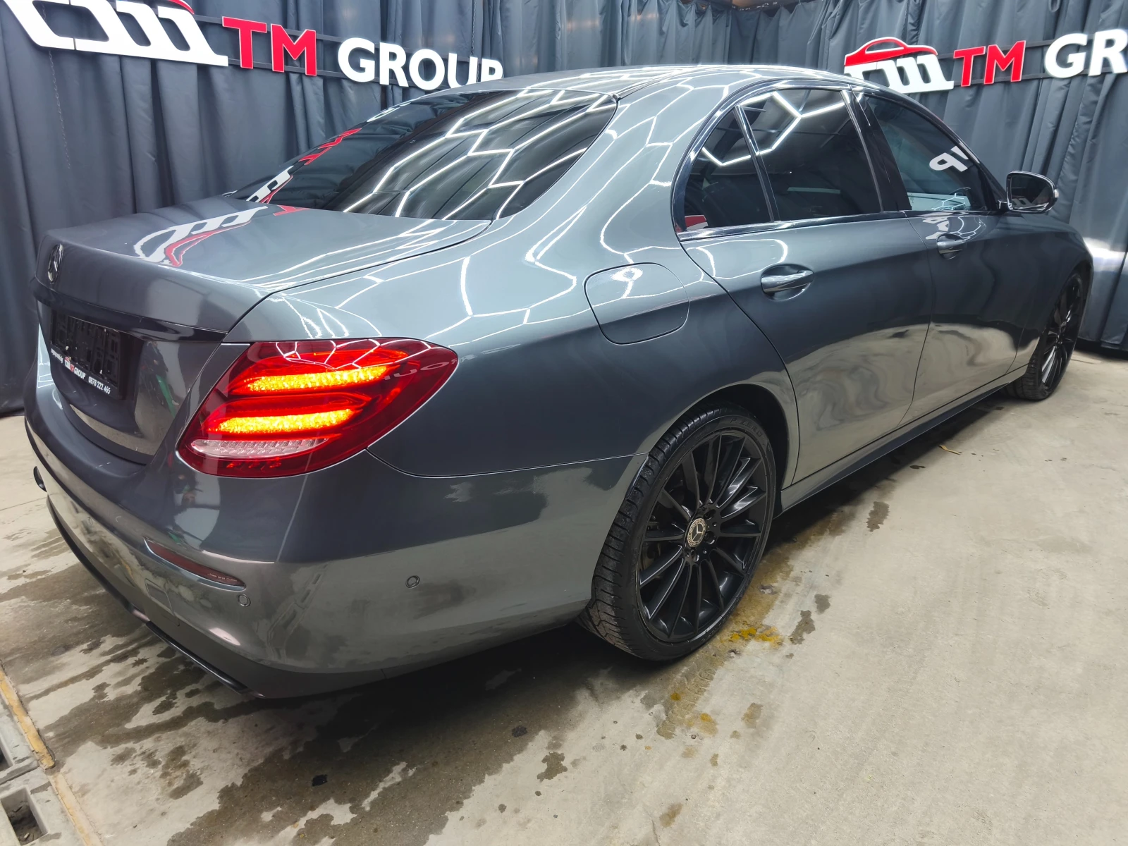 Mercedes-Benz E 220 cdi 4matic Automatic 194k.c* AMG Pack* DIGITAL* , снимка 4 - Автомобили и джипове - 54219461