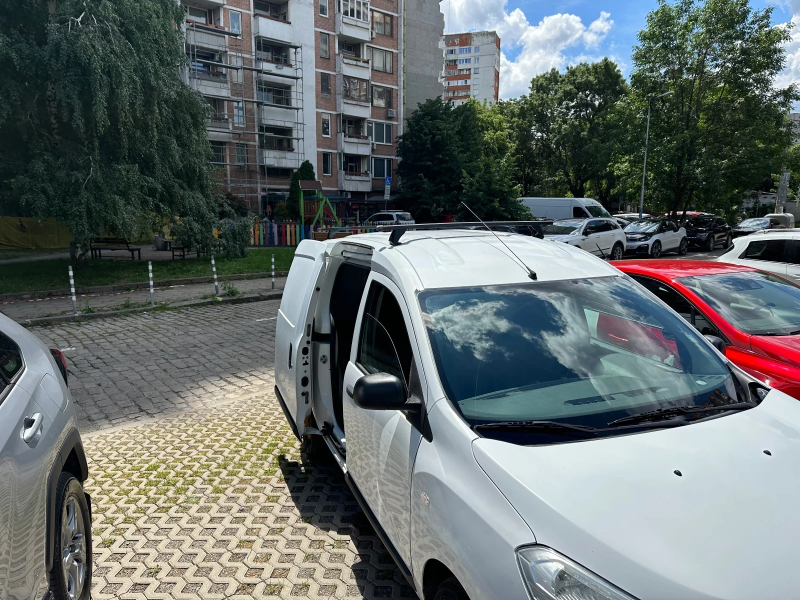 Dacia Dokker, снимка 7 - Автомобили и джипове - 54860141
