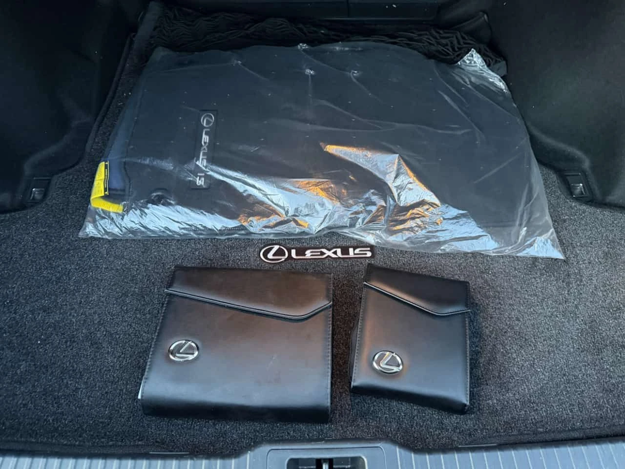 Lexus IS 300 * ��������� * 2 ����� * NAVI | Mobile.bg � ����������� 16