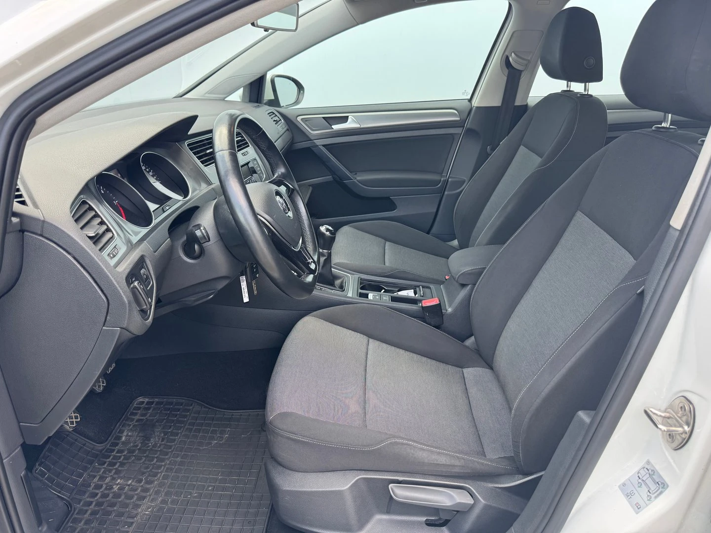 VW Golf | Mobile.bg � ����������� 5