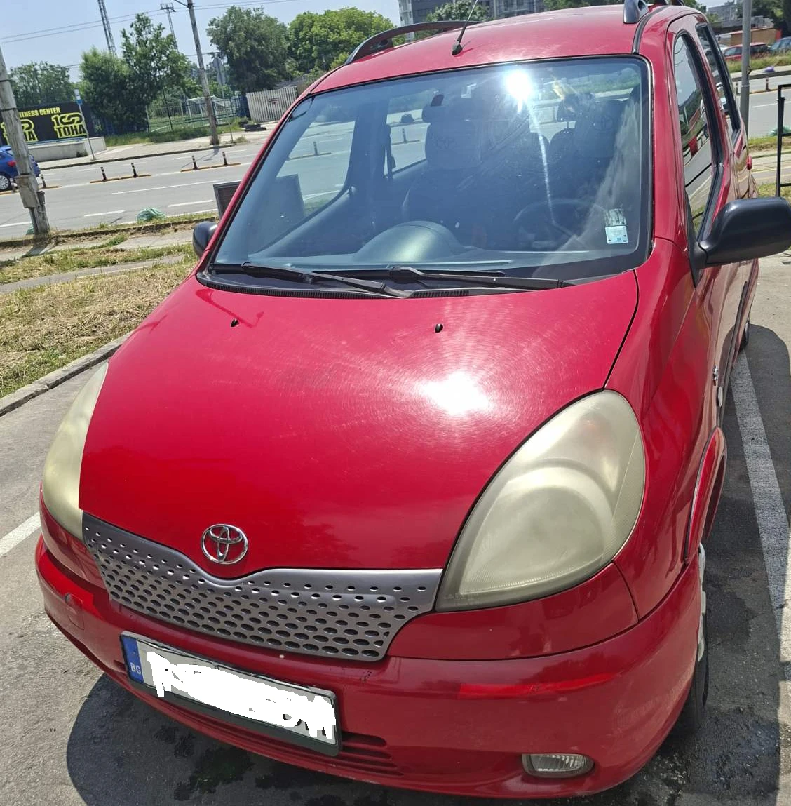 Toyota Yaris verso 1.4 D4D, снимка 2 - Автомобили и джипове - 54813253