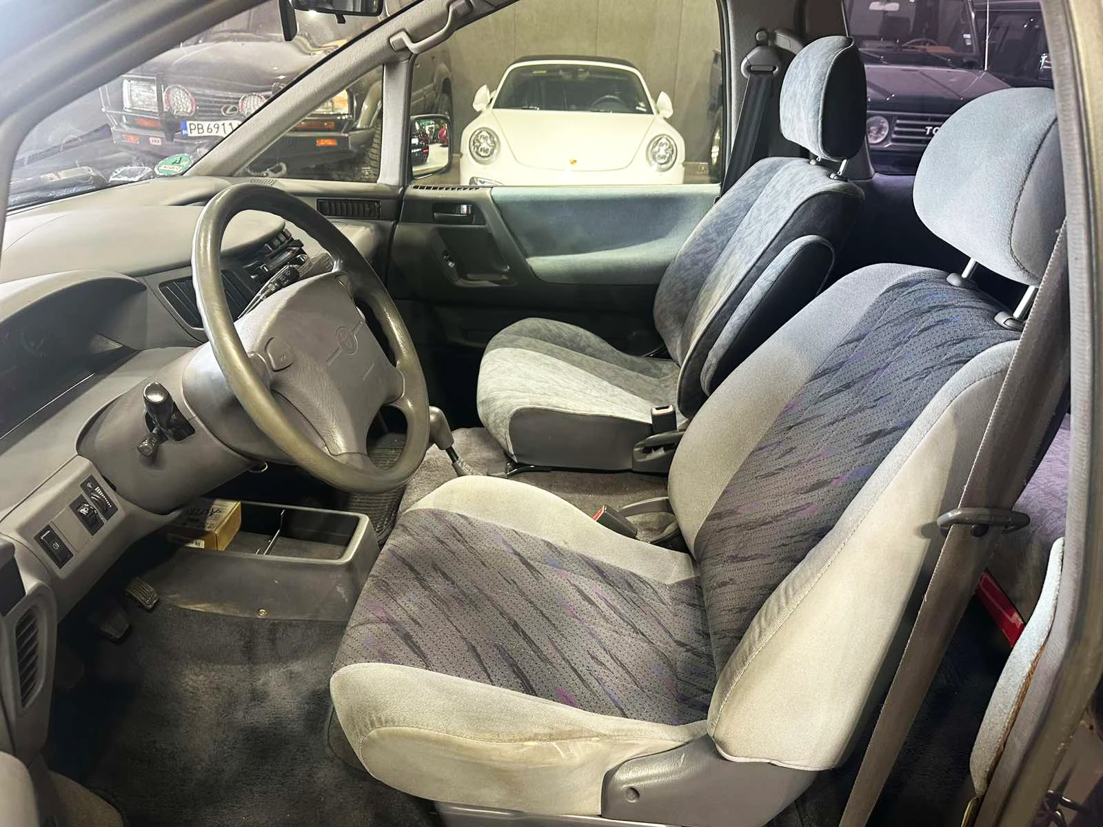 Toyota Previa 2, 4, снимка 11 - Автомобили и джипове - 54915217