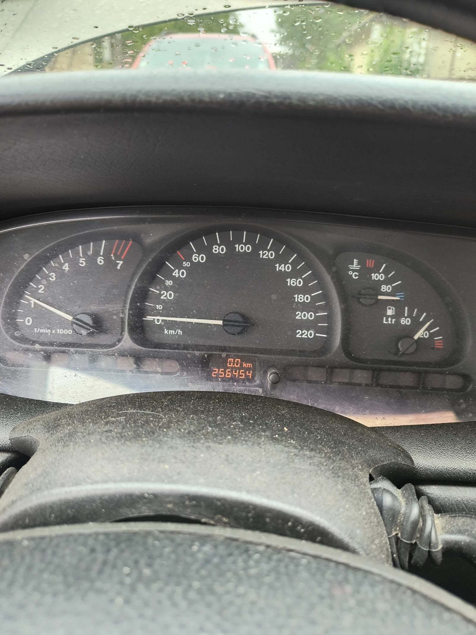 Opel Vectra 1.6 Бензин , снимка 5 - Автомобили и джипове - 55152116