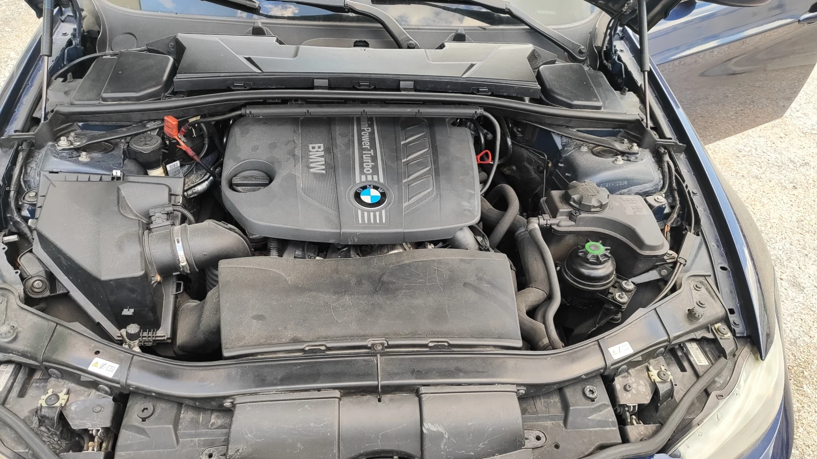 BMW 320 320xd, снимка 13 - Автомобили и джипове - 55158297