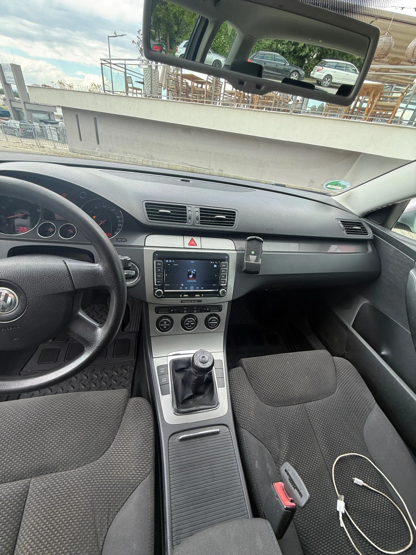 VW Passat 2.0бензин, снимка 12 - Автомобили и джипове - 55248569