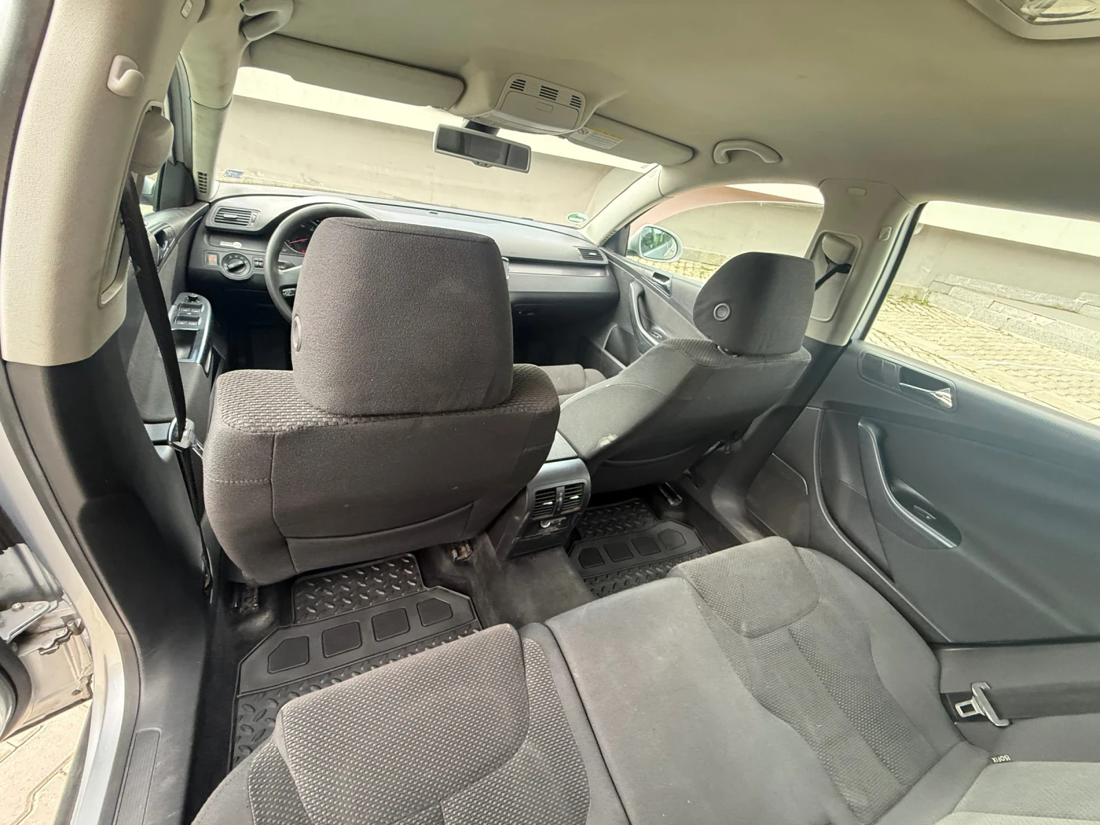 VW Passat 2.0бензин, снимка 6 - Автомобили и джипове - 55248569