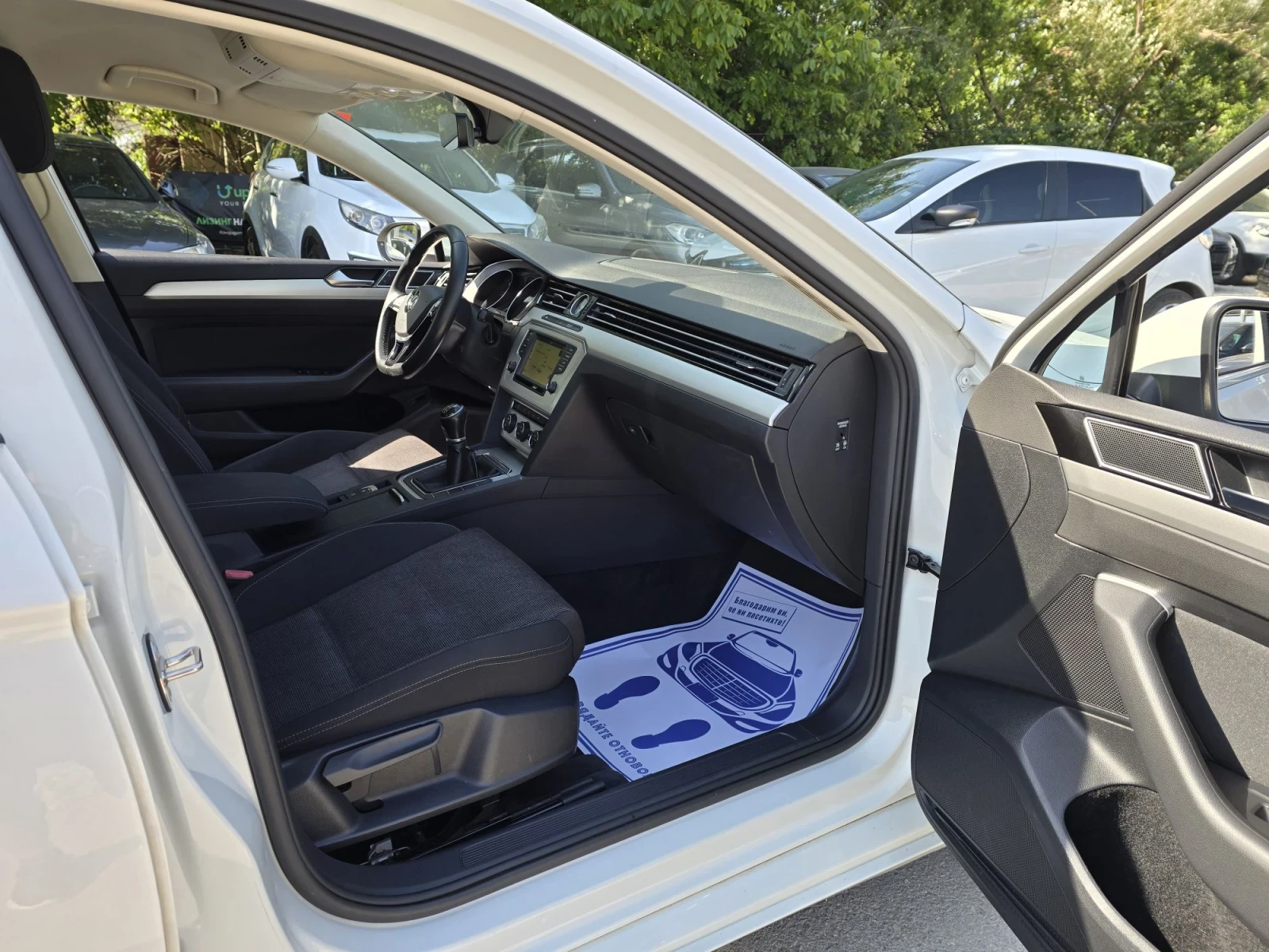 VW Passat 2.0TDI 150к.с Business Топ състояние , снимка 13 - Автомобили и джипове - 55638654