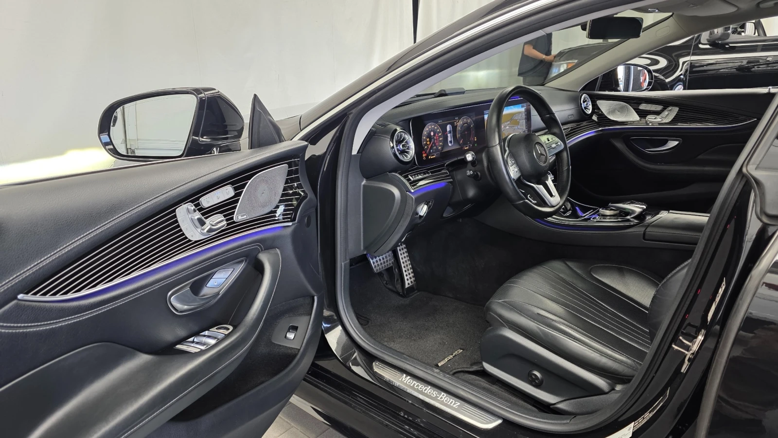 Mercedes-Benz CLS CLS450 4MATIC AMG Line, снимка 9 - Автомобили и джипове - 56289784