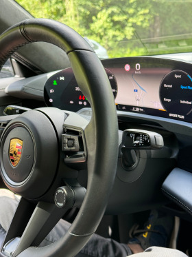 Porsche Taycan Turbo S Cross Turismo в Гаранция до 23.09.2025г., снимка 9