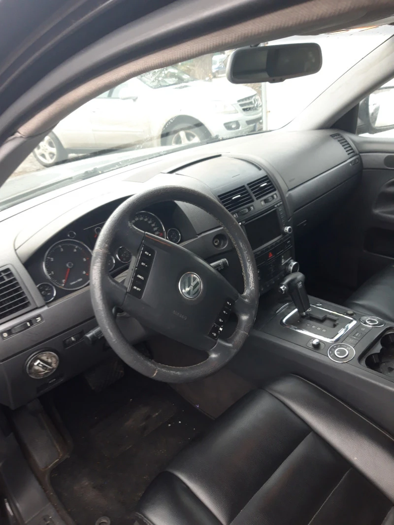 VW Touareg 2.5tdi.4x4.Avtomat. НА ЧАСТИ, снимка 5 - Автомобили и джипове - 43322781