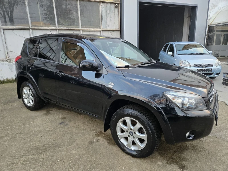 Toyota Rav4, снимка 2 - Автомобили и джипове - 48298787