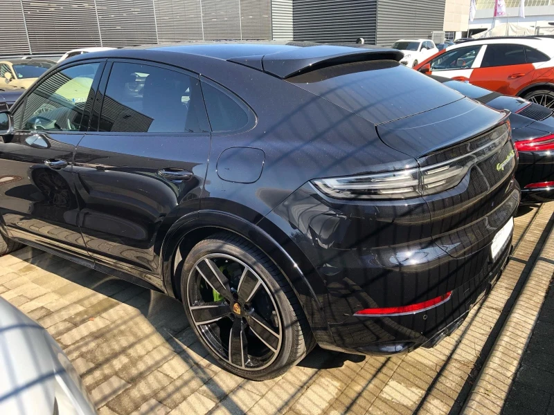 Porsche Cayenne Turbo S E-Hybrid Coupe, снимка 5 - Автомобили и джипове - 48869674