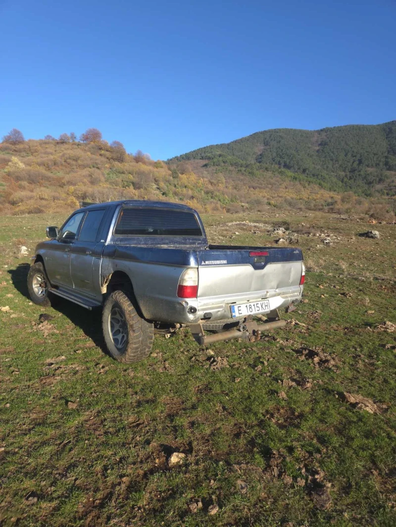 Mitsubishi L200 Десен волан, снимка 5 - Автомобили и джипове - 52435477
