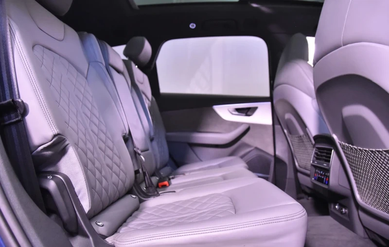 Audi SQ7 4.0 Quattro , снимка 8 - Автомобили и джипове - 52826314