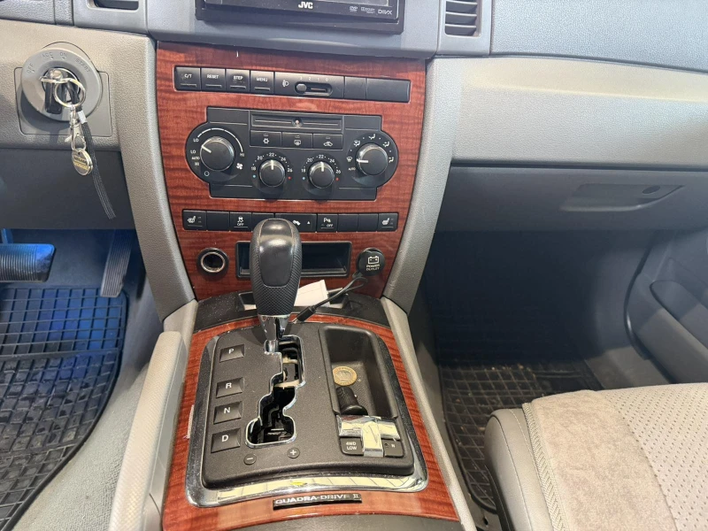 Jeep Grand cherokee 3.0 TDI LIMITED* Хамелеон* ИТАЛИЯ* , снимка 12 - Автомобили и джипове - 53179435