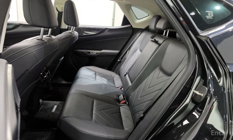 Lexus NX 300h, снимка 12 - Автомобили и джипове - 53186981