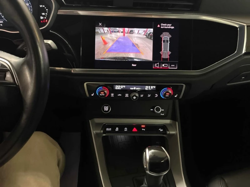 Audi Q3 * Komfort * CARFAX * ЦЕНА ДО БГ, снимка 7 - Автомобили и джипове - 53200048