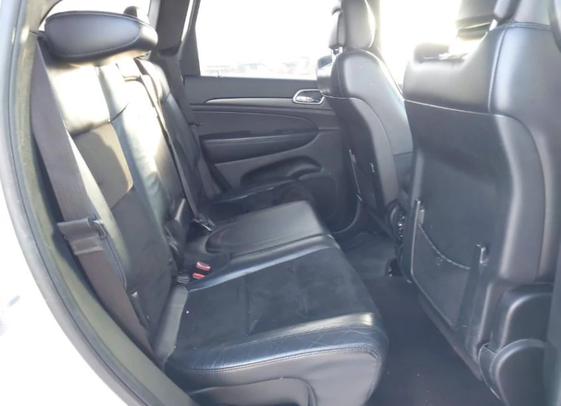 Jeep Grand cherokee, снимка 8 - Автомобили и джипове - 53323971