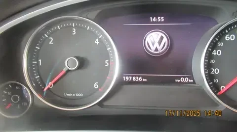 VW Touareg 3.0tdi, снимка 8 - Автомобили и джипове - 53916011