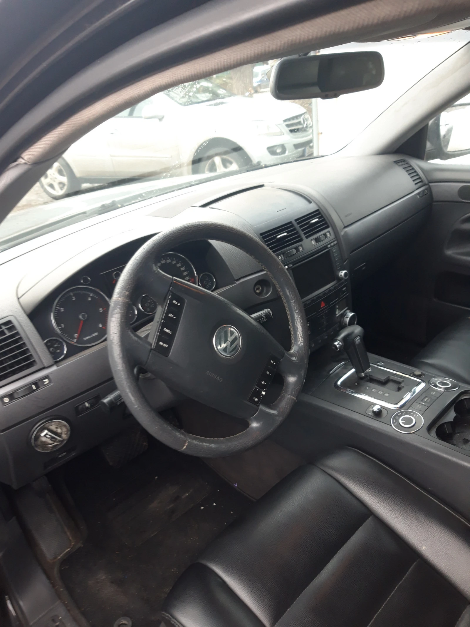 VW Touareg 2.5tdi.4x4.Avtomat. НА ЧАСТИ - изображение 5