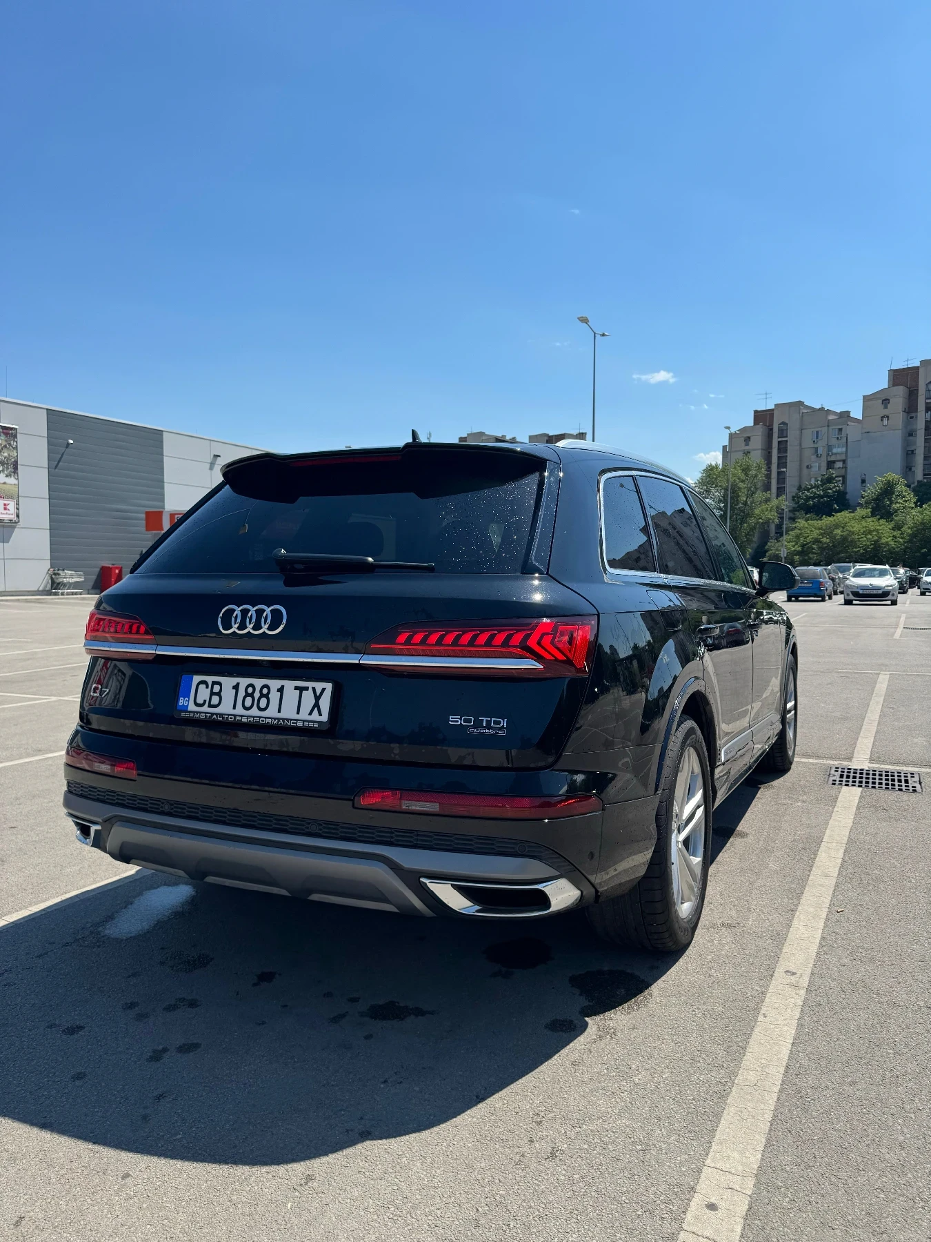 Audi Q7 S-line - изображение 5