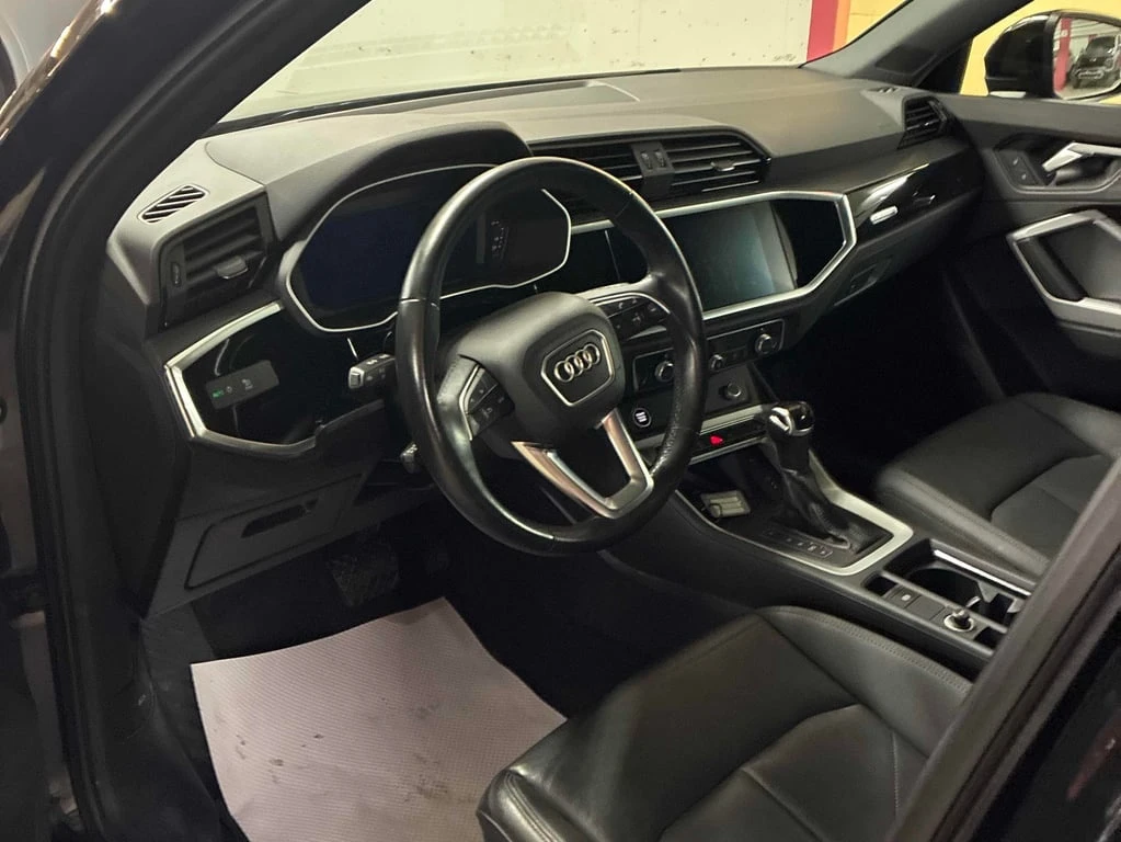 Audi Q3 * Komfort * CARFAX * ЦЕНА ДО БГ - изображение 6