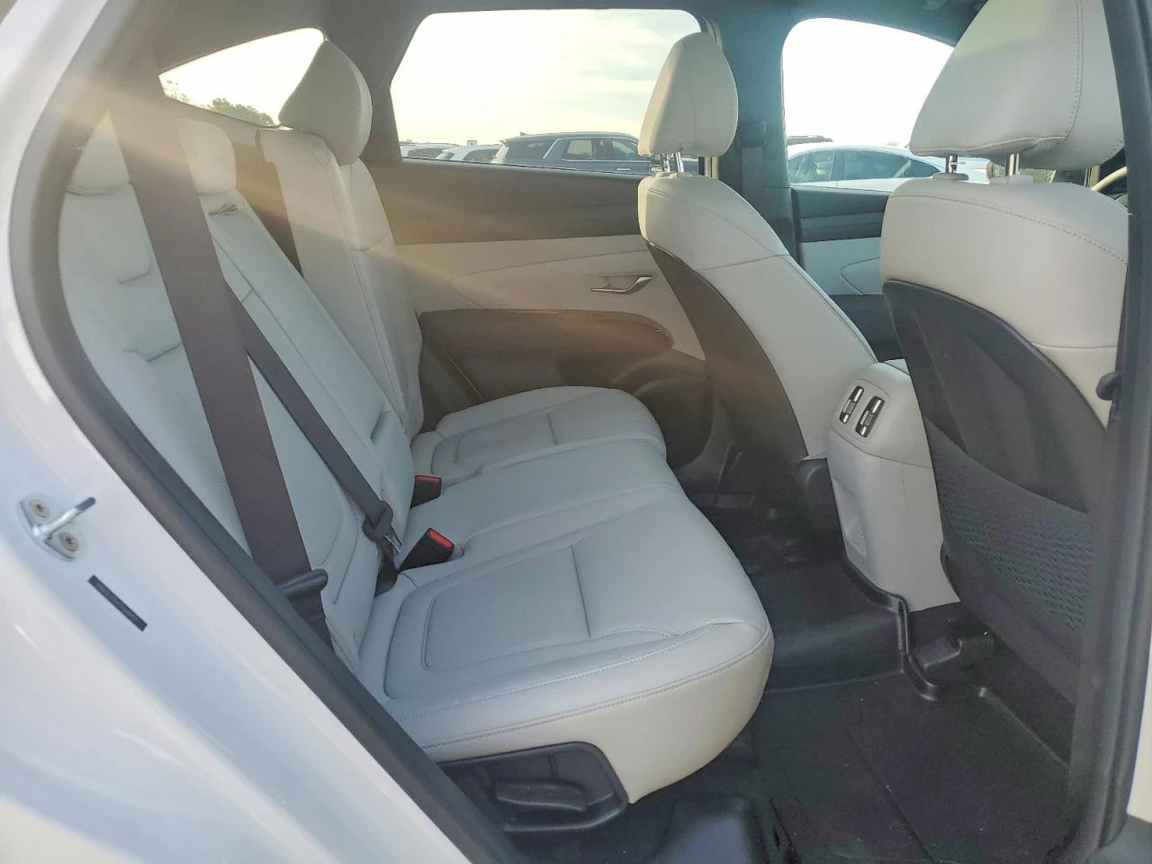 Hyundai Tucson LIMITED, снимка 10 - Автомобили и джипове - 53765253