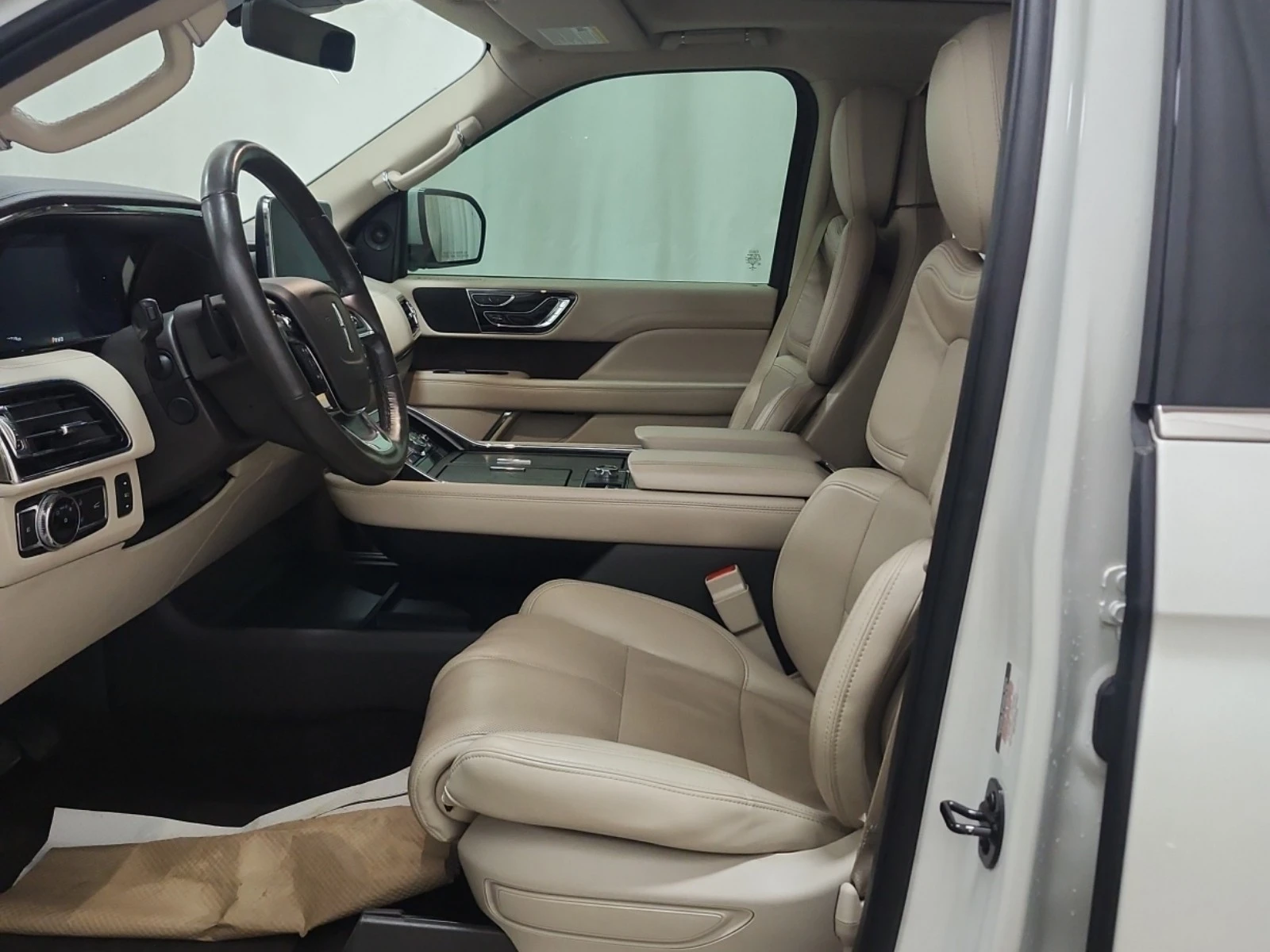 Lincoln Navigator 3.5L 6cyl 4WD, снимка 5 - Автомобили и джипове - 53802389